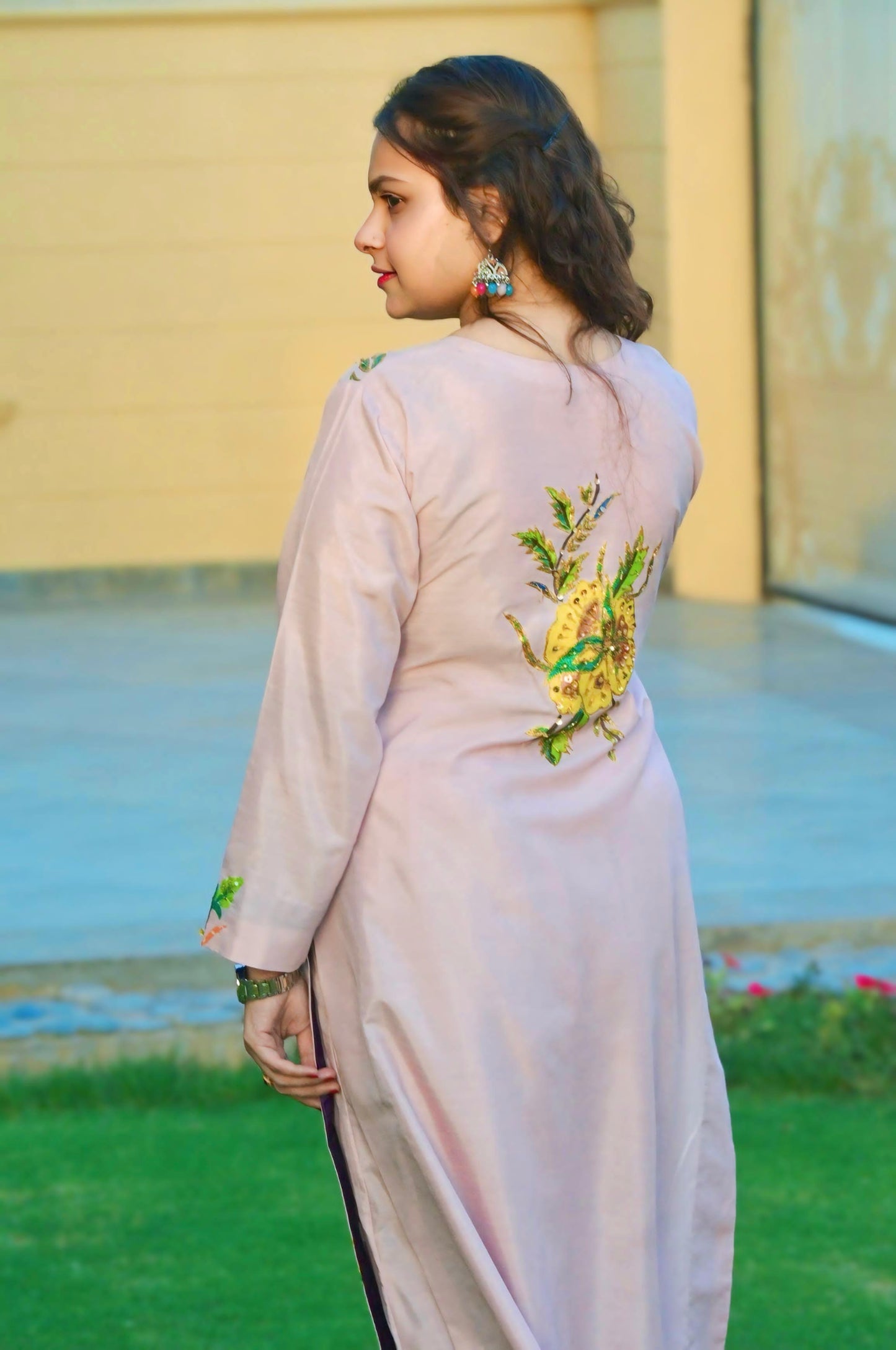 Painted Collection by Libas-e-Mussarat – Where Art Meets Elegance