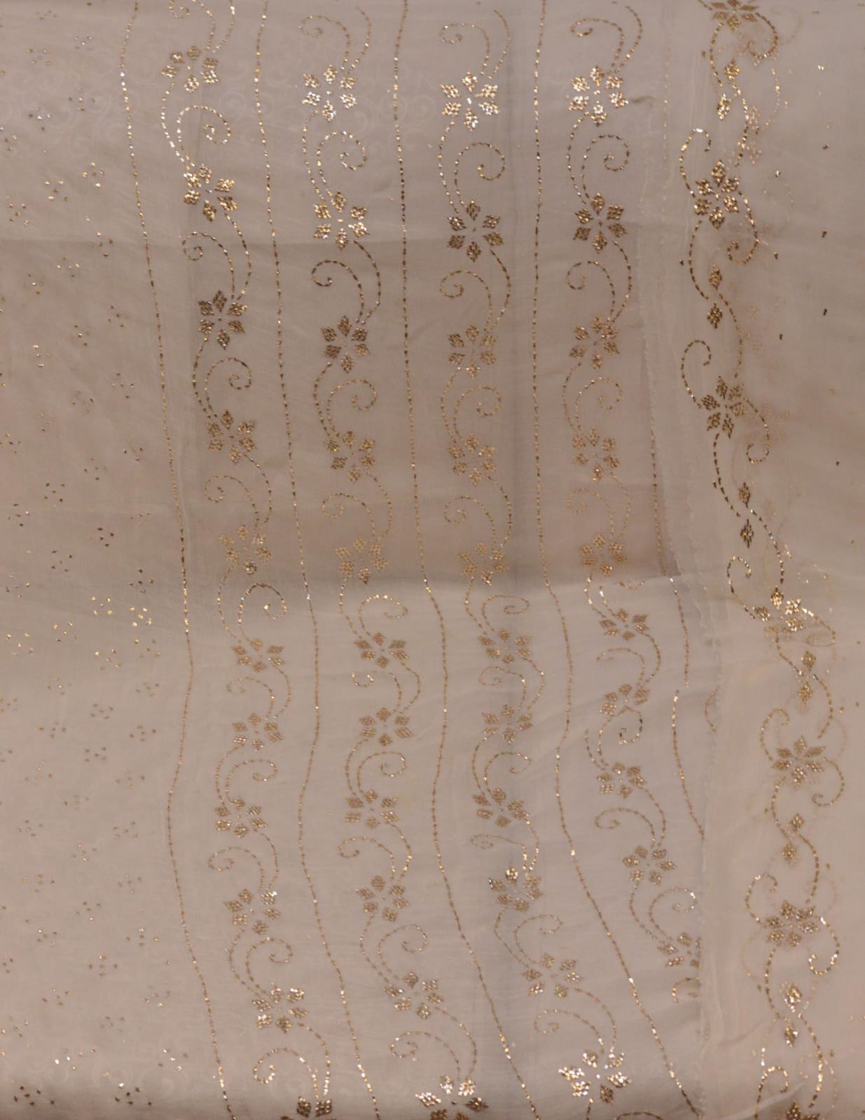 3-Piece Pakistani Suit – Barfi Dana Work | 4-Side Bordered Dupatta | Antique Mukesh Fabric
