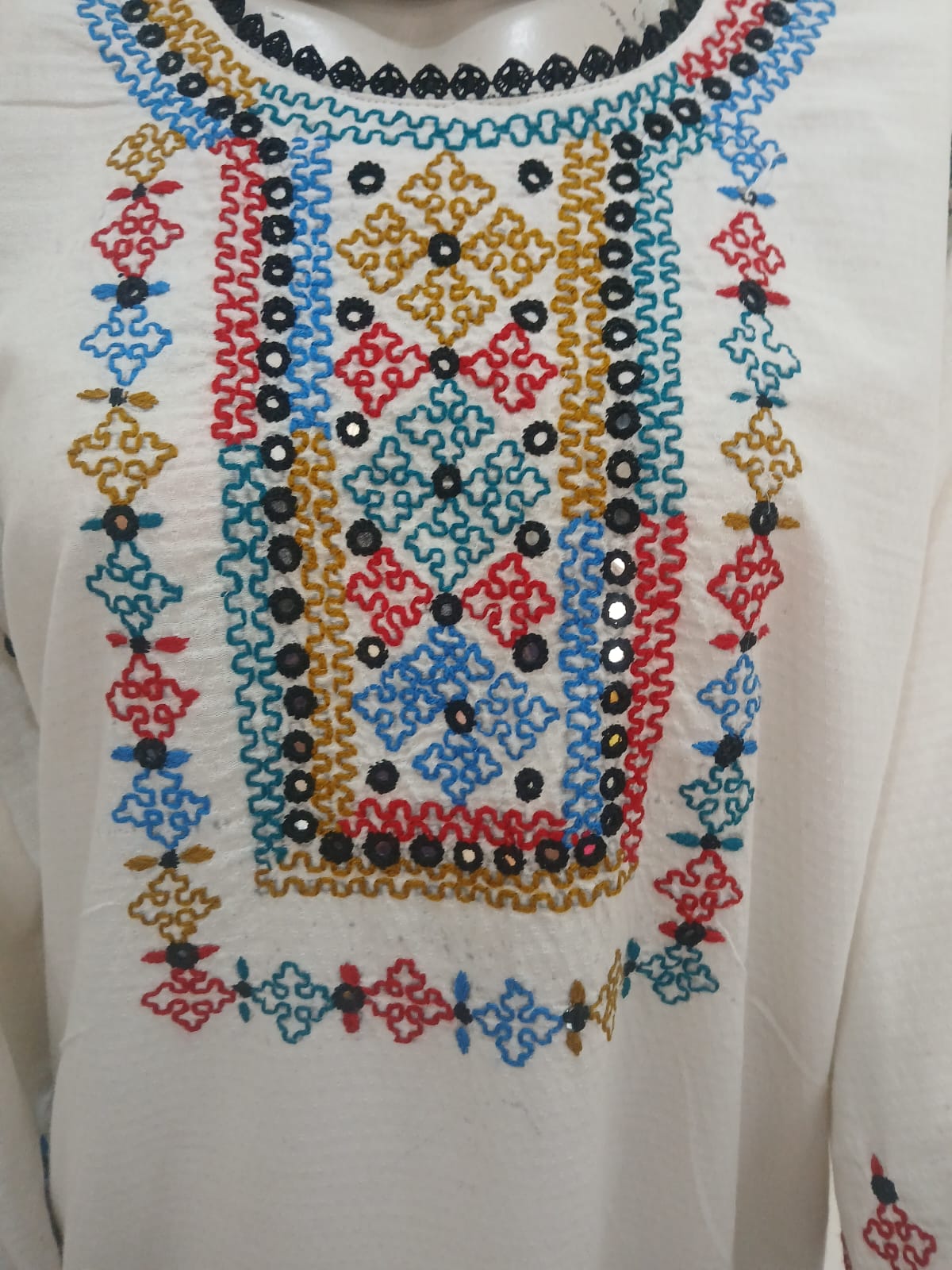 Handmade Embroidered Lawn Cotton Suit with Shesha Work – Fershi Shalwar & Dupatta | Premium Quality