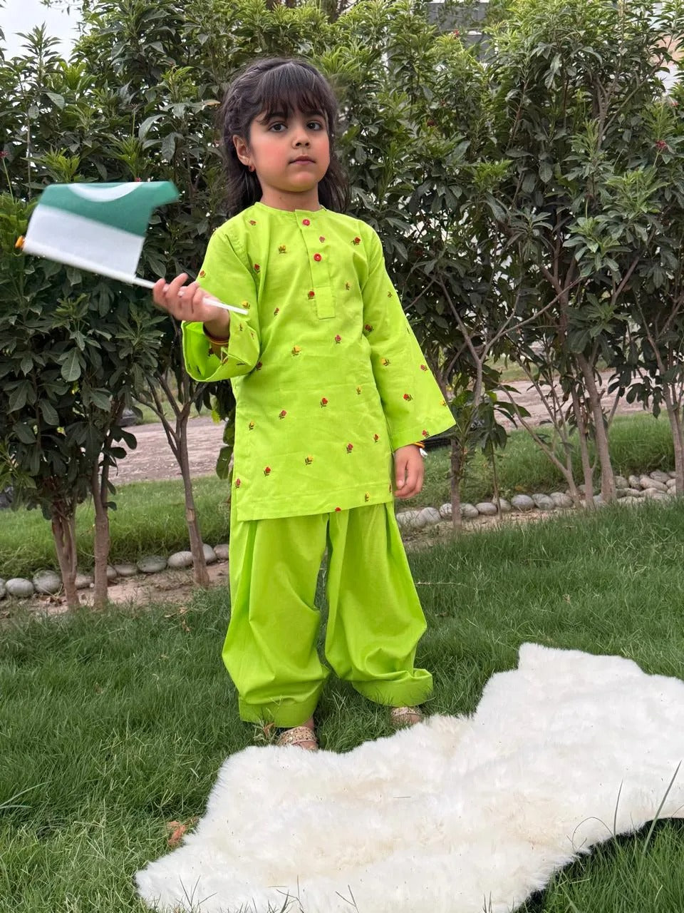 Green Lawn Cotton Shalwar Kameez with Matching Handmade Embroidery – 14th August Special