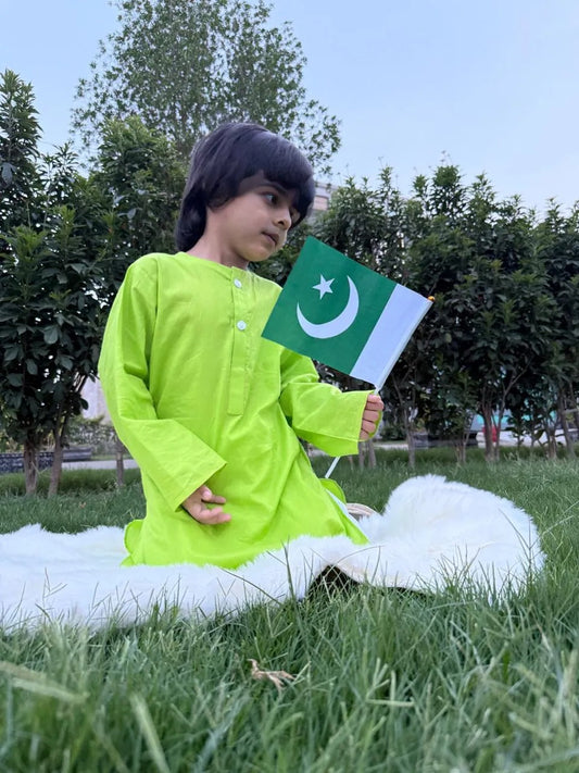 Boys Parrot Green Lawn Cotton Kurta with White Shalwar – 14th August Special | Stitched